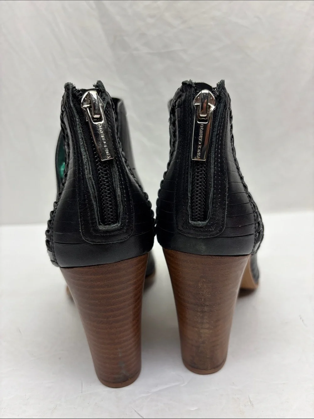 Vince Camuto ankle boots SZ 9.5 M, box 62 - Picture 4 of 8
